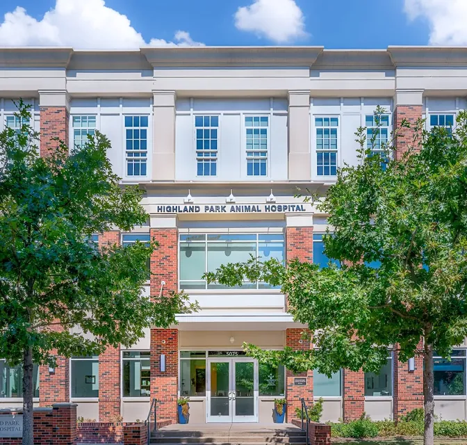 The front of the hospital on McKinney Avenue
